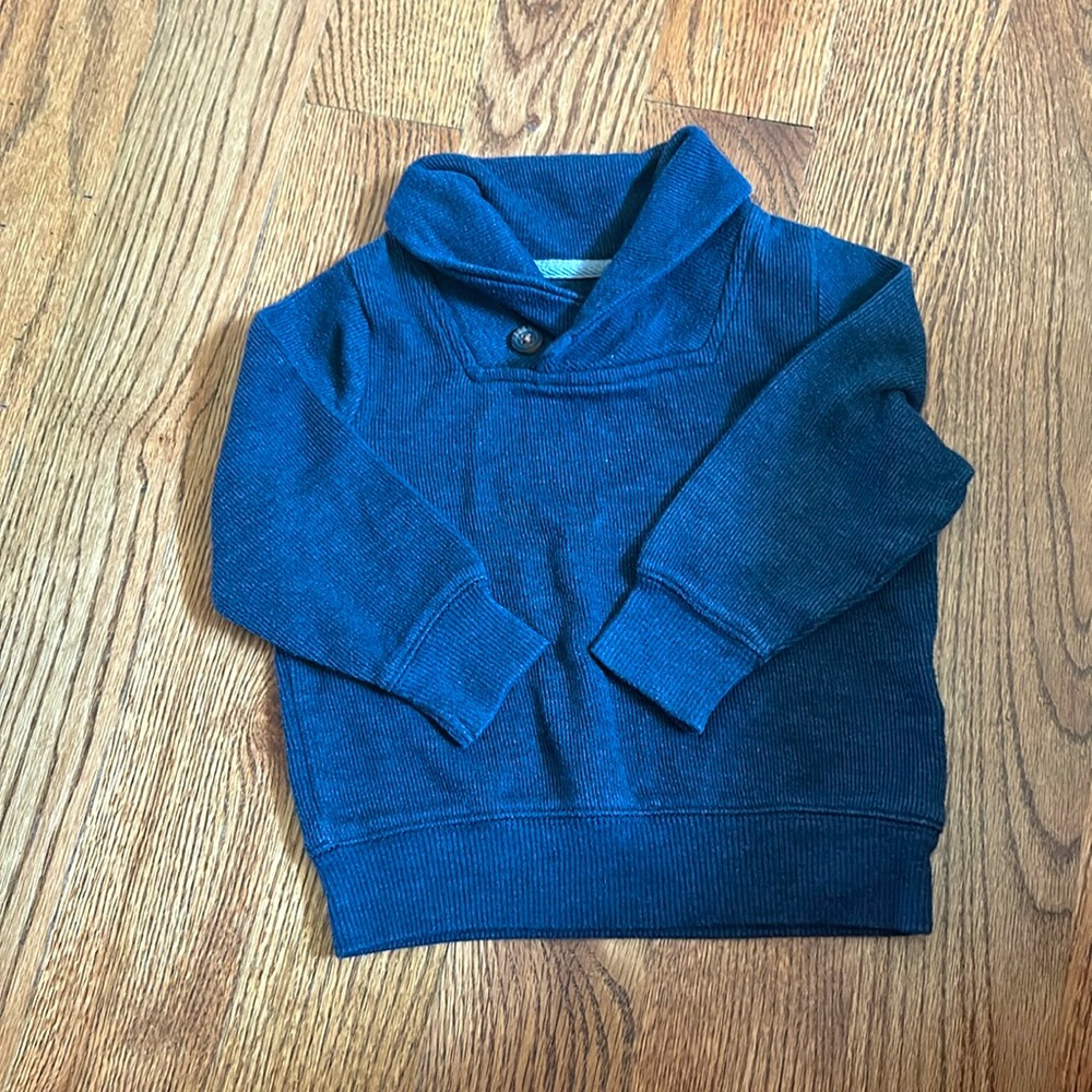 EUC Old Navy sweater 18-24M